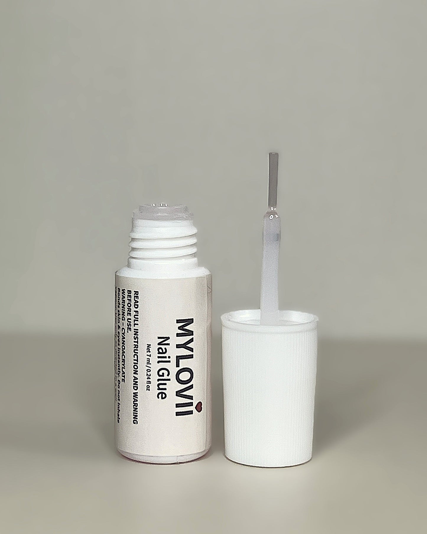 MYLOVII Brush-On Nail Glue (7 ml)